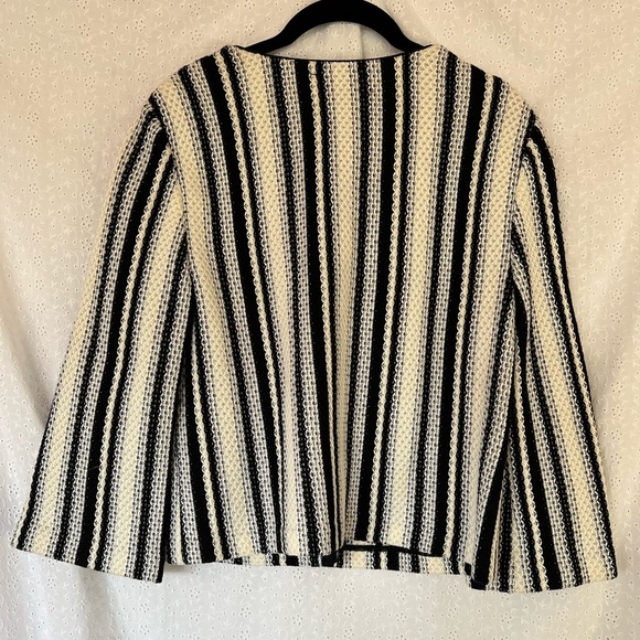 St. John Knit Black and White Sweater Jacket Cropped Striped Wool Blend Blazer - Picture 2 of 6